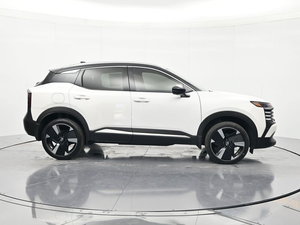Used 2025 Nissan Kicks SR SUV