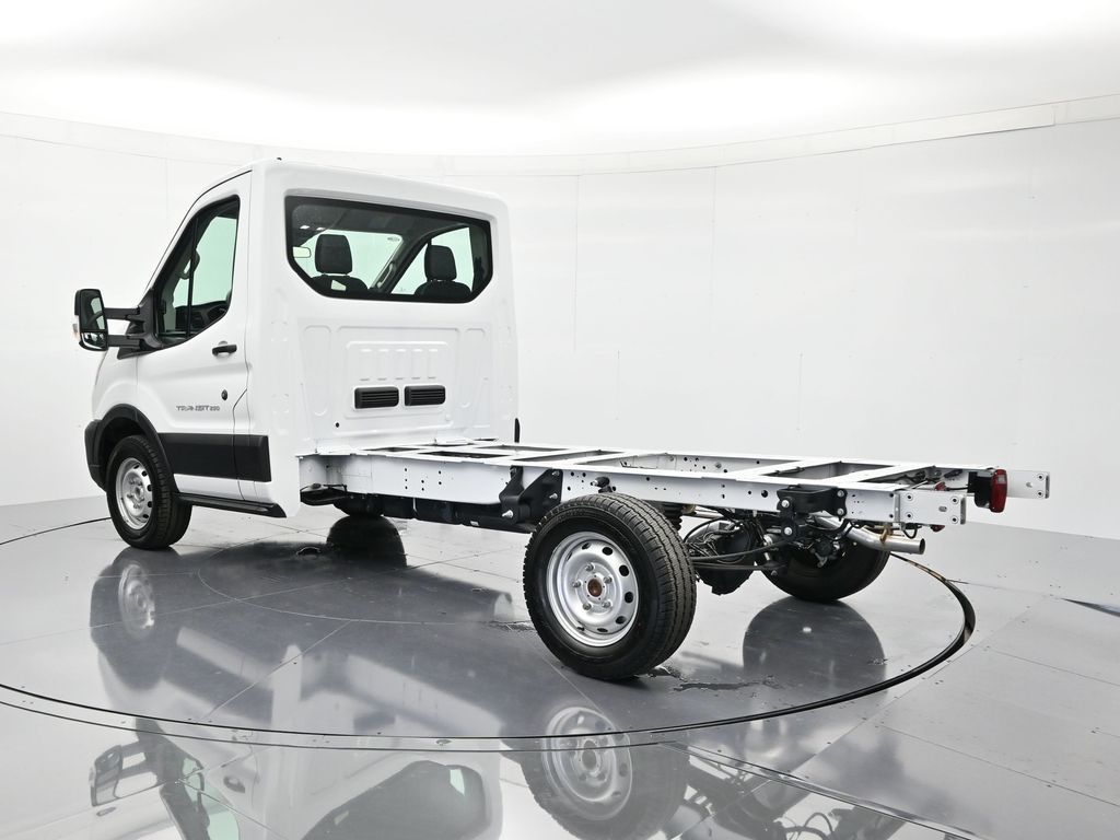 2025 Ford Transit Chassis Cab Base - Photo 7