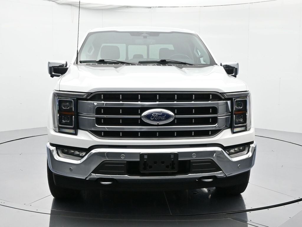 2023 Ford F-150 Lariat photo 2