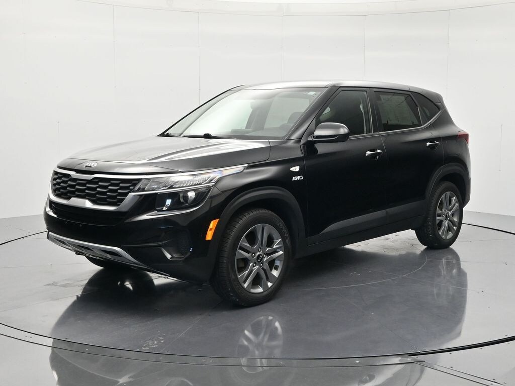 Used 2021 Kia Seltos LX SUV