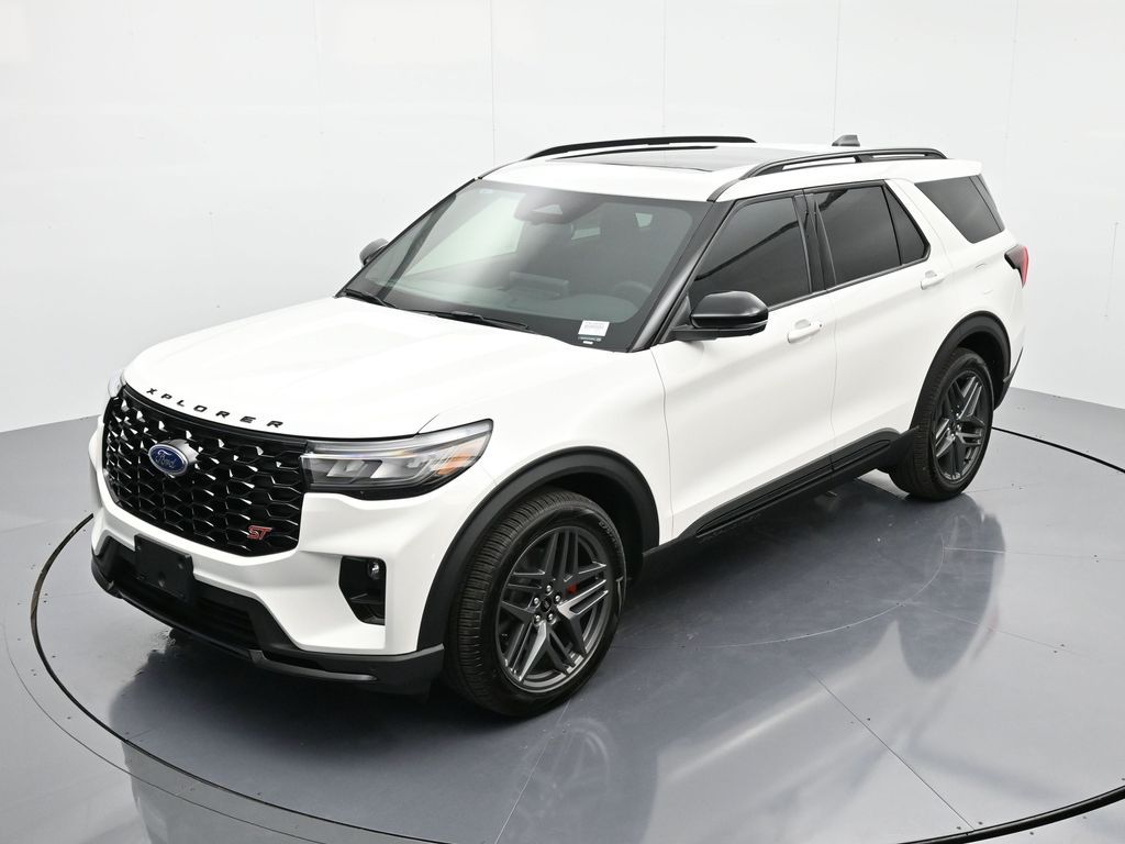 2026 Ford Explorer ST - Photo 27