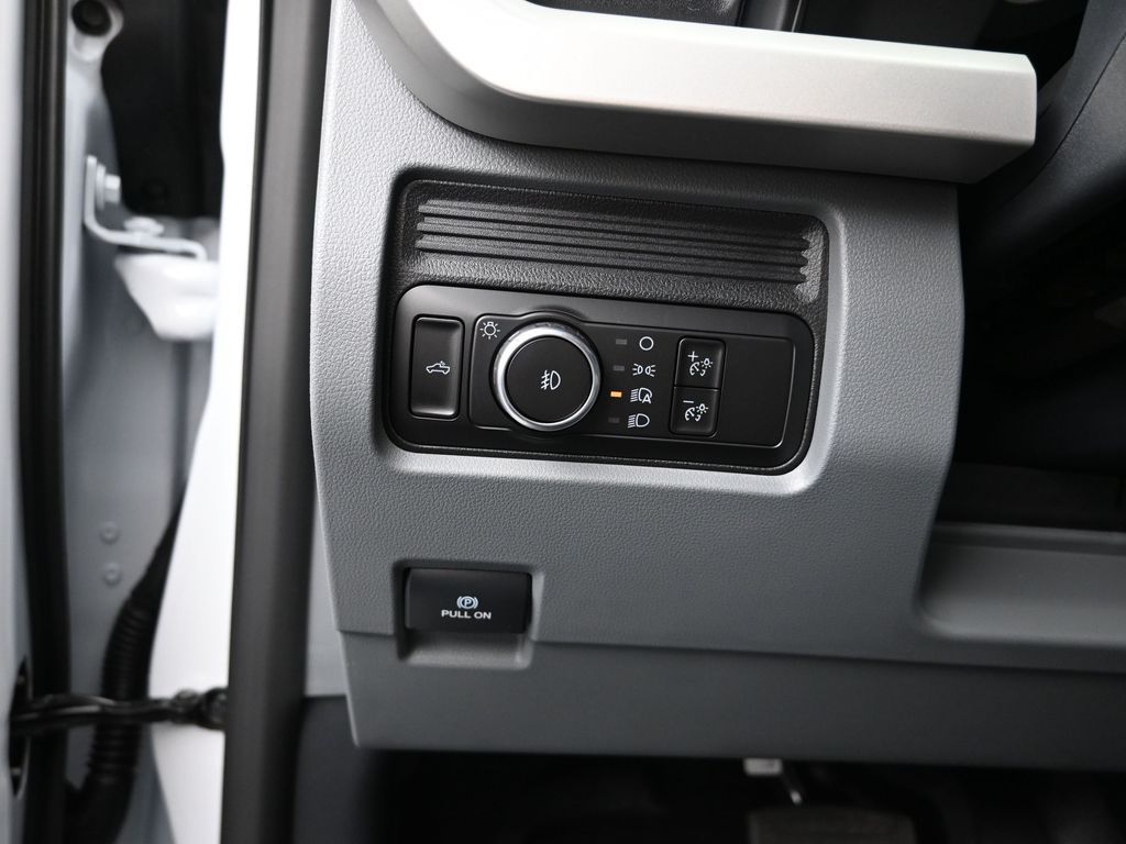 2026 Ford F-250 Super Duty XL - Photo 14
