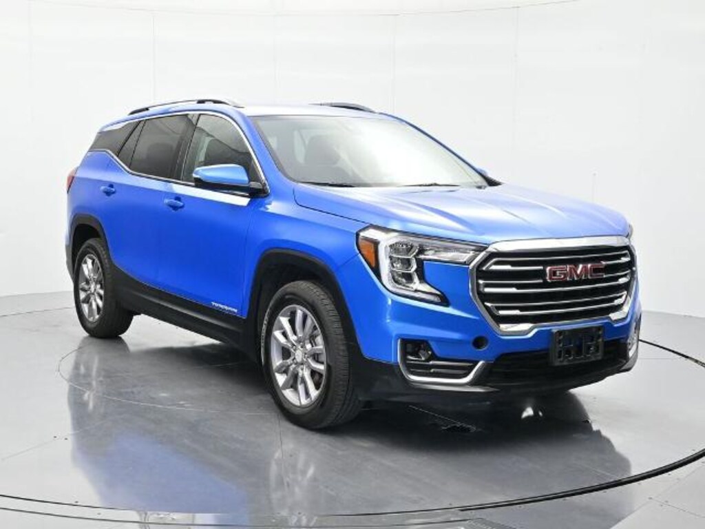 Used 2024 GMC Terrain SLT SUV