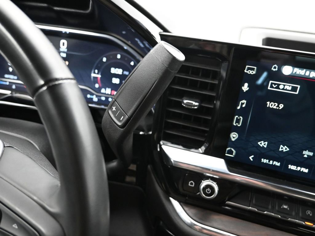 2025 GMC Sierra 1500 SLT - Photo 18