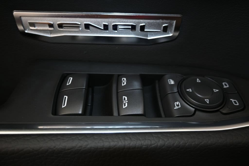 2026 GMC Sierra 1500 Denali - Photo 10