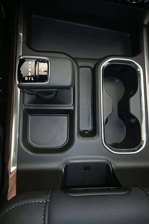 2026 GMC Sierra 1500 SLT - Photo 20