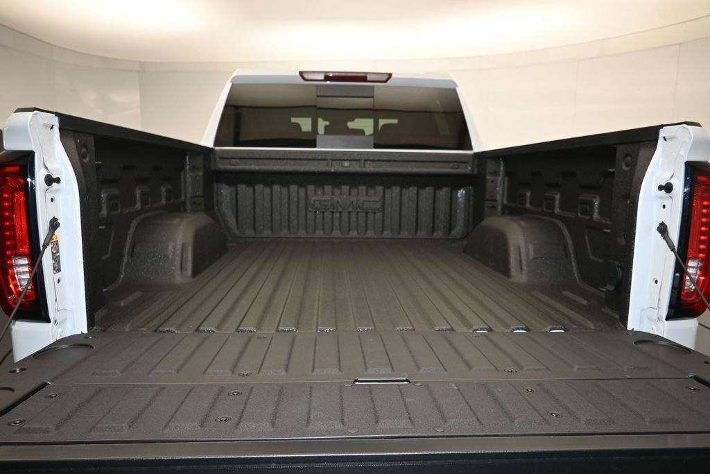 2026 GMC Sierra 1500 SLT - Photo 26