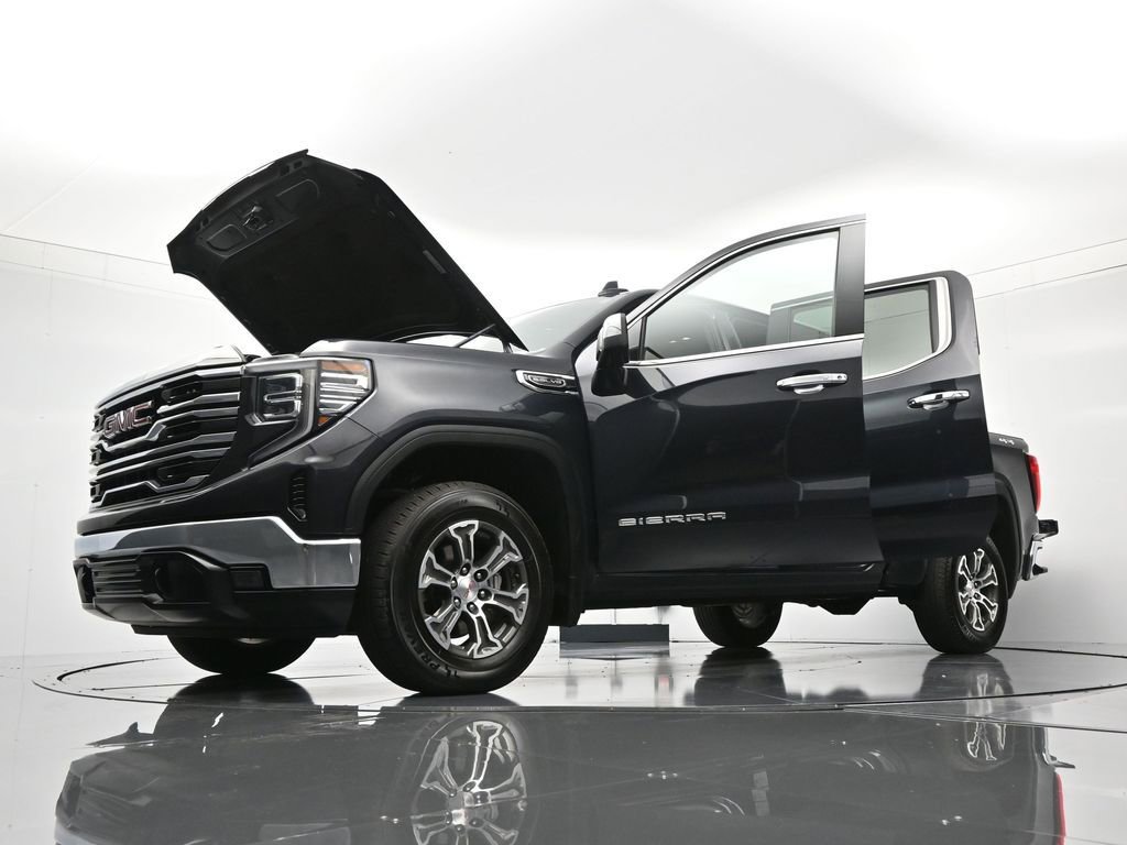 2025 GMC Sierra 1500 SLT - Photo 49