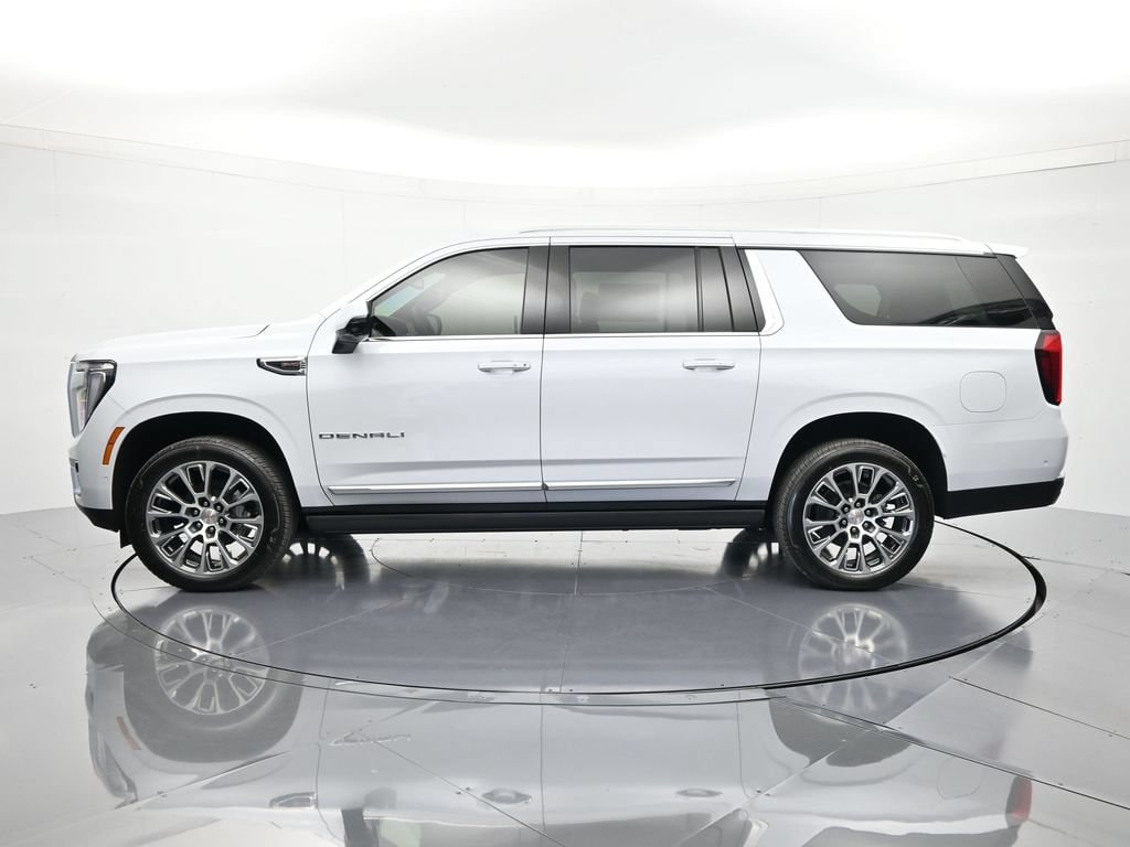2026 GMC Yukon XL Denali - Photo 8