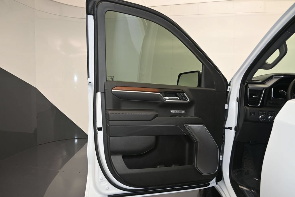 2026 GMC Sierra 1500 Denali - Photo 10