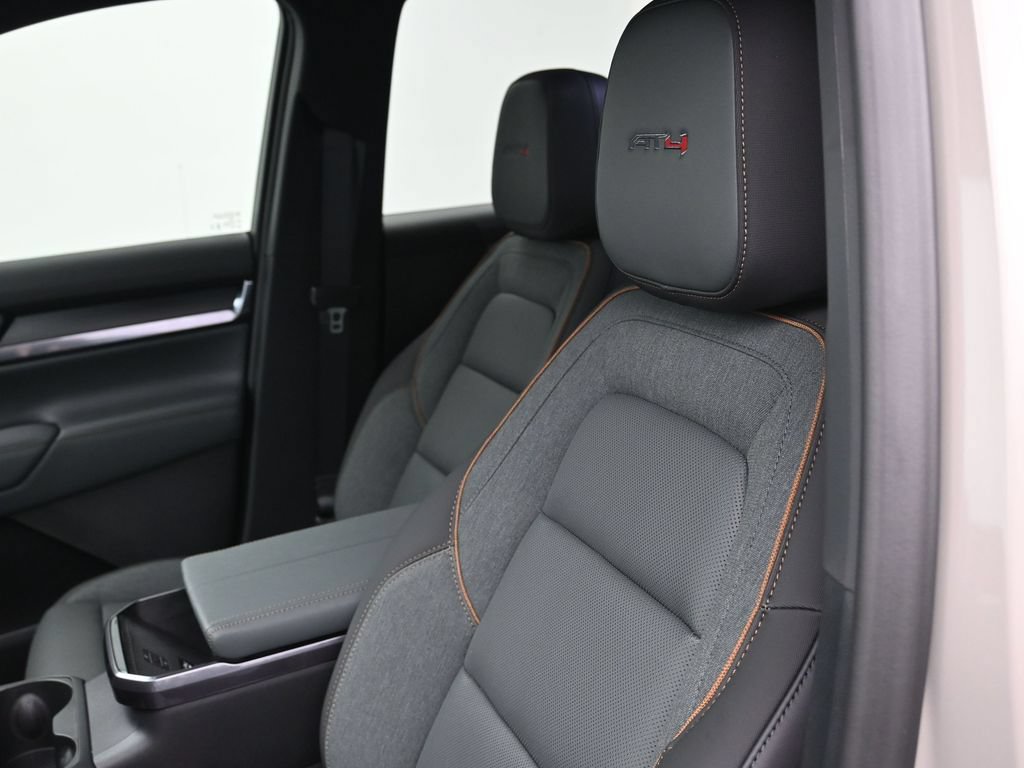 2026 GMC Terrain AT4 - Photo 14