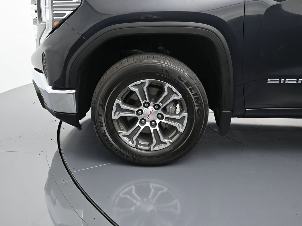 2025 GMC Sierra 1500 SLT - Photo 9