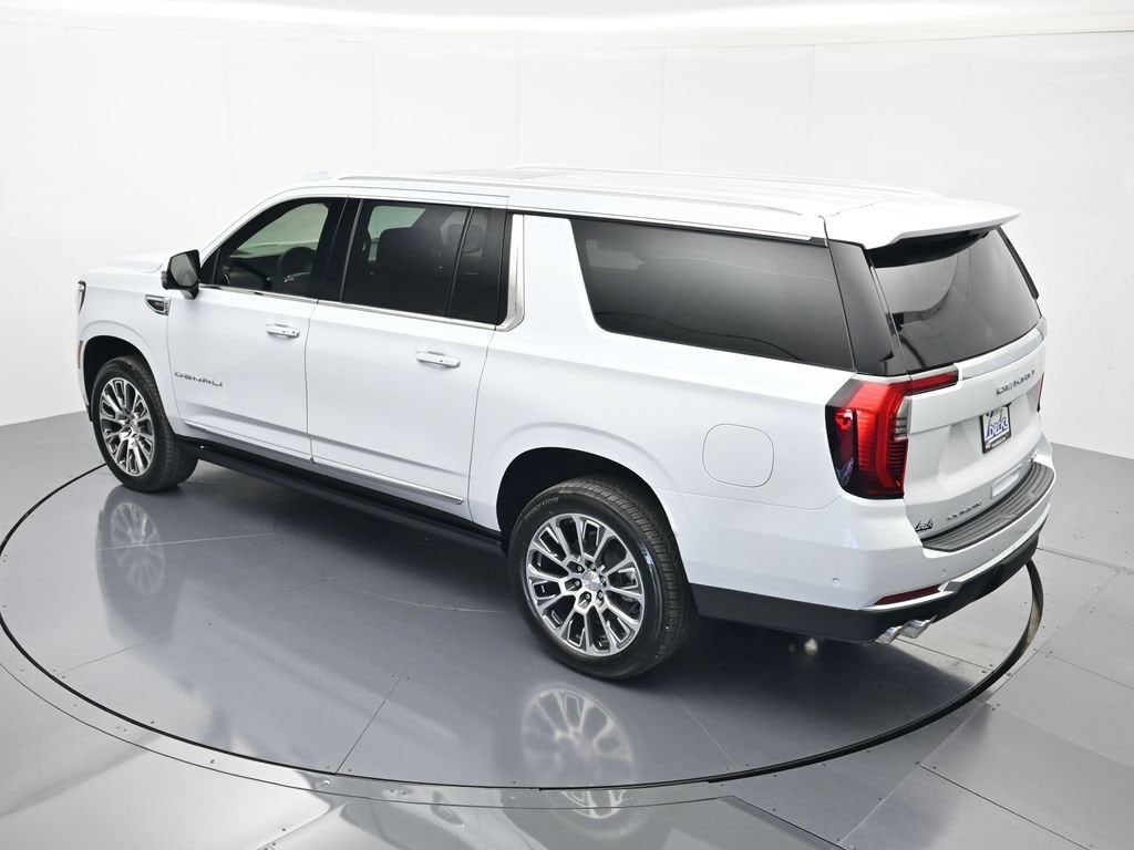 2026 GMC Yukon XL Denali - Photo 37