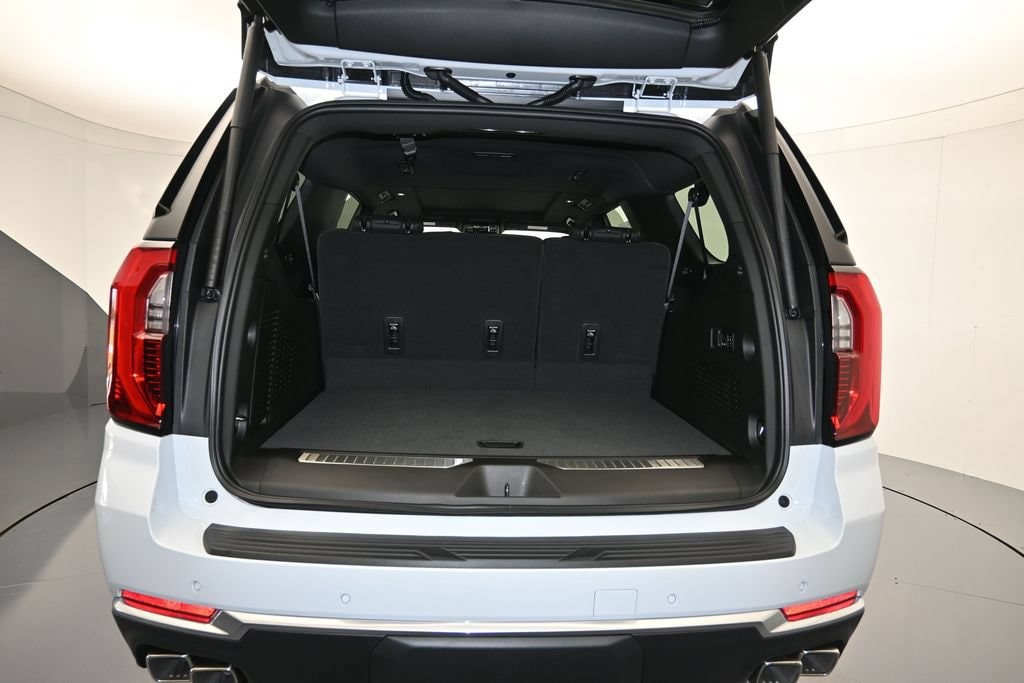 2026 GMC Yukon XL Denali - Photo 27
