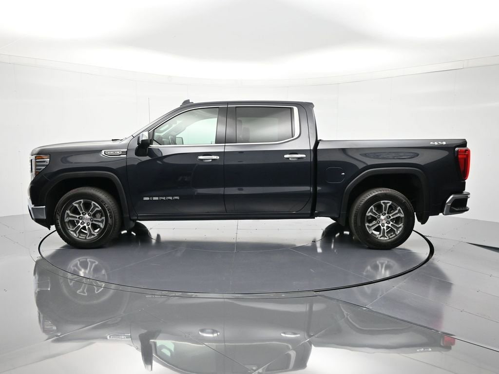 2025 GMC Sierra 1500 SLT - Photo 8