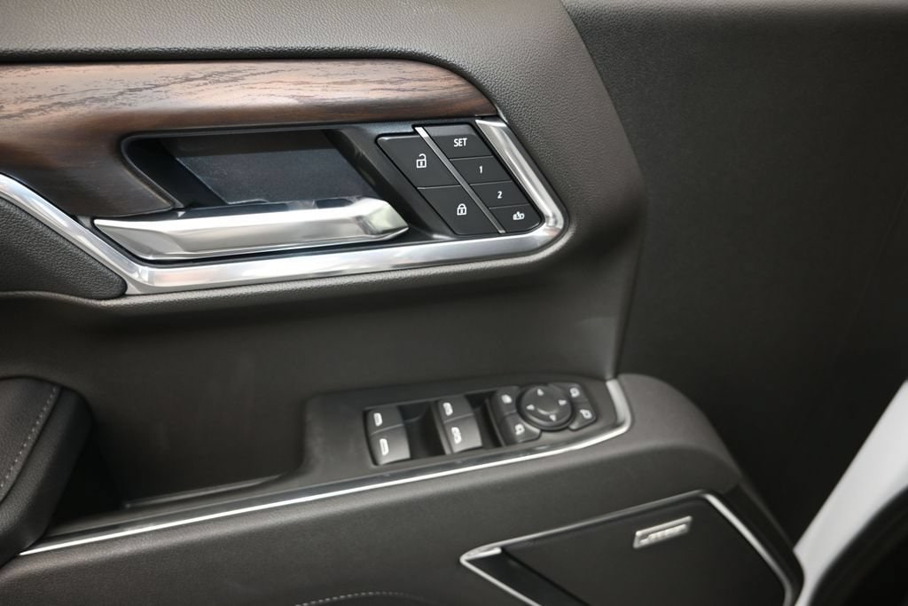 2026 GMC Sierra 1500 SLT - Photo 11