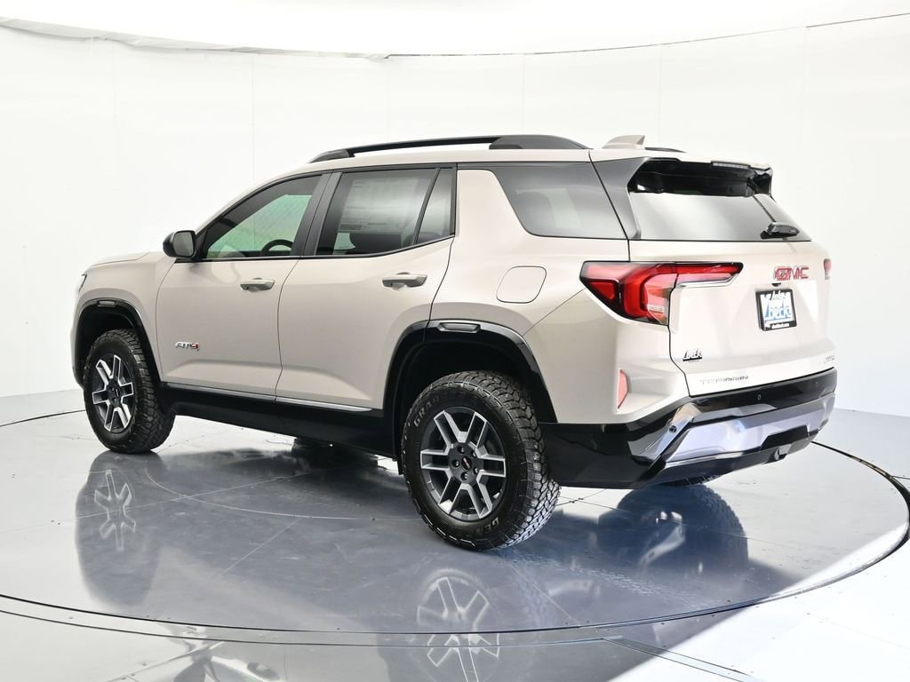 2026 GMC Terrain AT4 - Photo 7