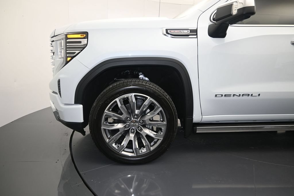 2026 GMC Sierra 1500 Denali - Photo 9