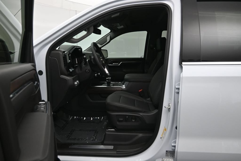 2026 GMC Sierra 1500 SLT - Photo 22