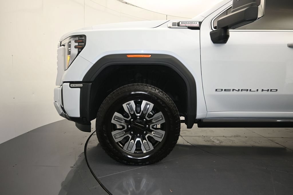 2026 GMC Sierra 2500HD Denali - Photo 9