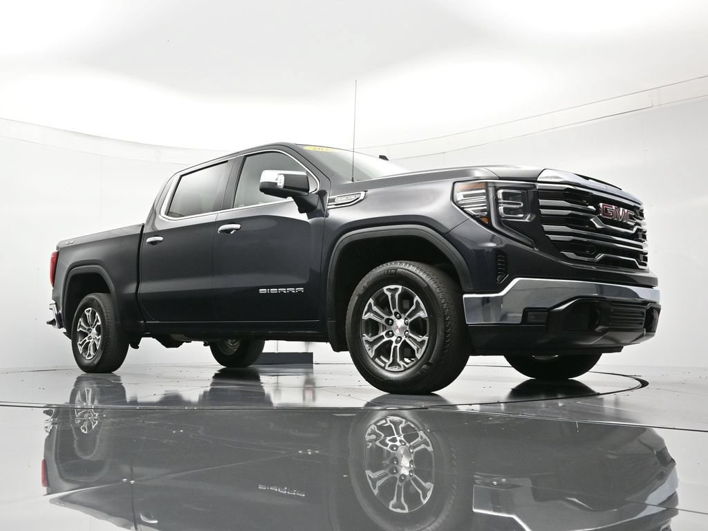 2025 GMC Sierra 1500 SLT - Photo 39