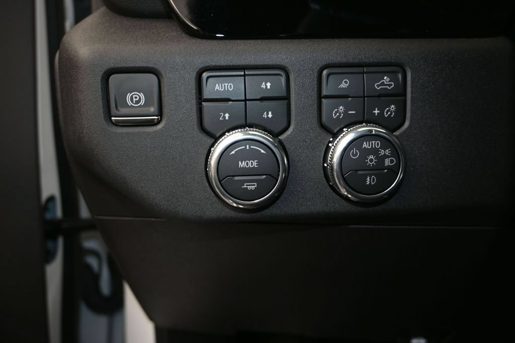 2026 GMC Sierra 2500HD SLT - Photo 12
