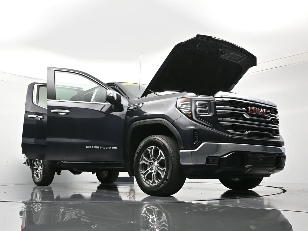 2025 GMC Sierra 1500 SLT - Photo 50