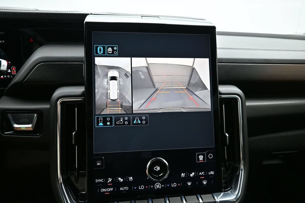 2026 GMC Yukon XL Denali - Photo 18