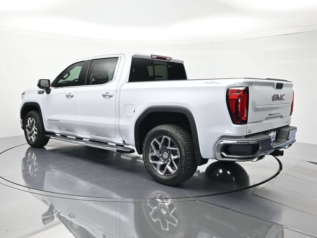 2026 GMC Sierra 1500 SLT - Photo 7