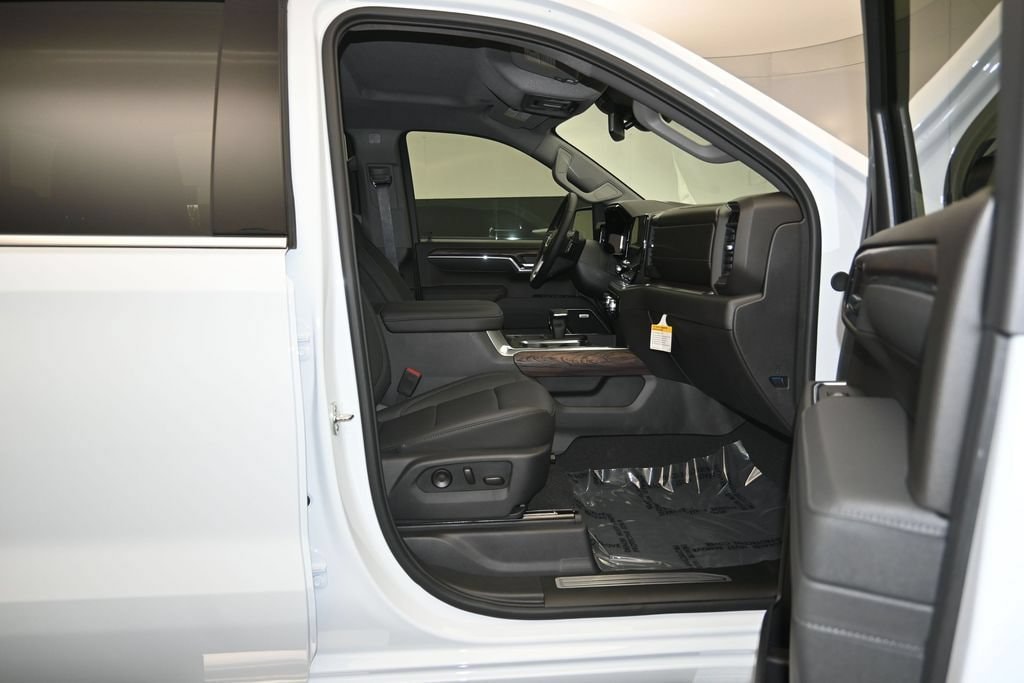 2026 GMC Sierra 1500 SLT - Photo 29