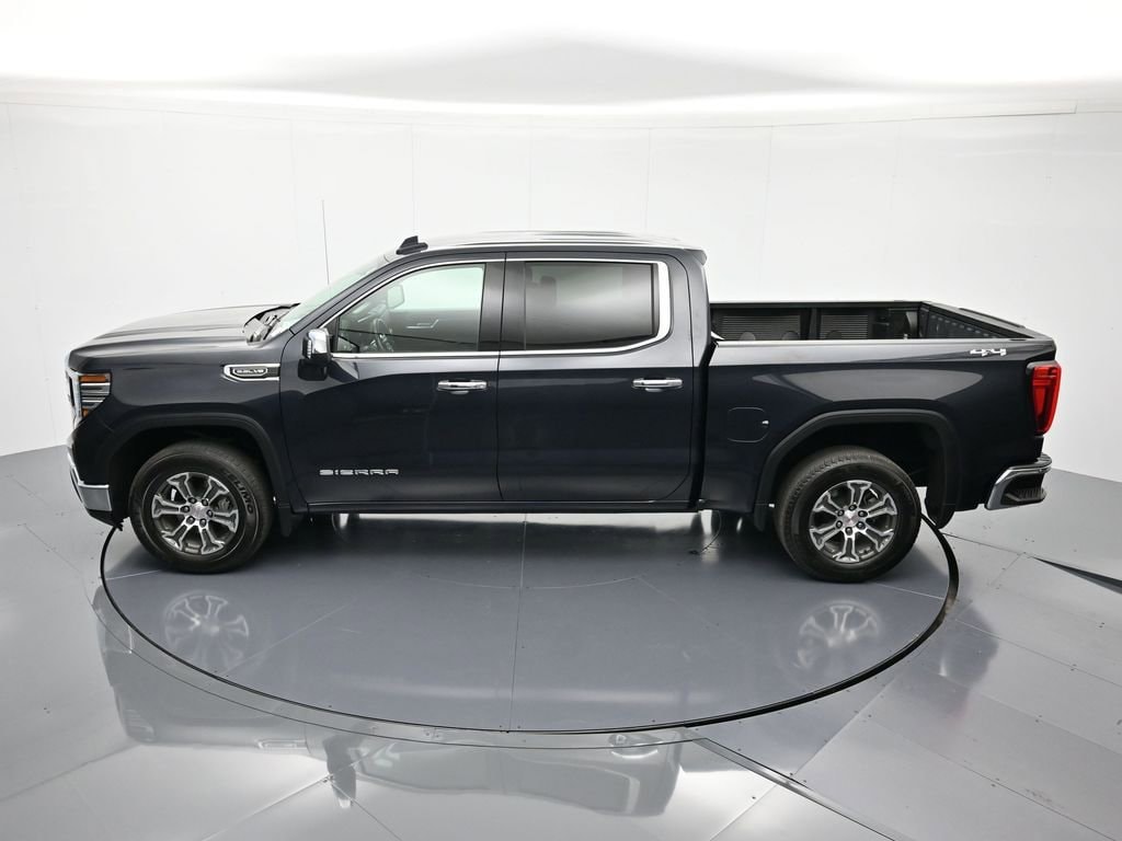 2025 GMC Sierra 1500 SLT - Photo 36