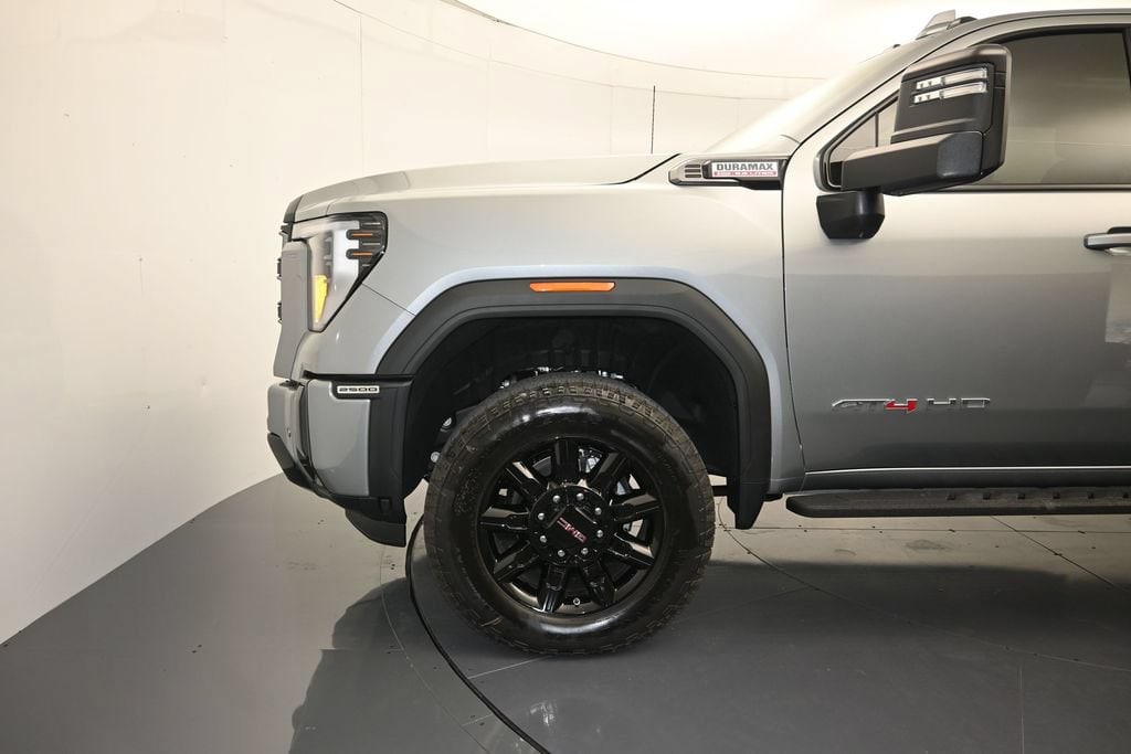 2026 GMC Sierra 2500HD AT4 - Photo 9