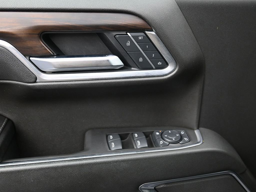 2025 GMC Sierra 1500 SLT - Photo 11