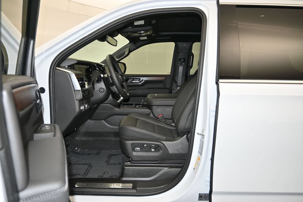 2026 GMC Yukon XL Denali - Photo 22