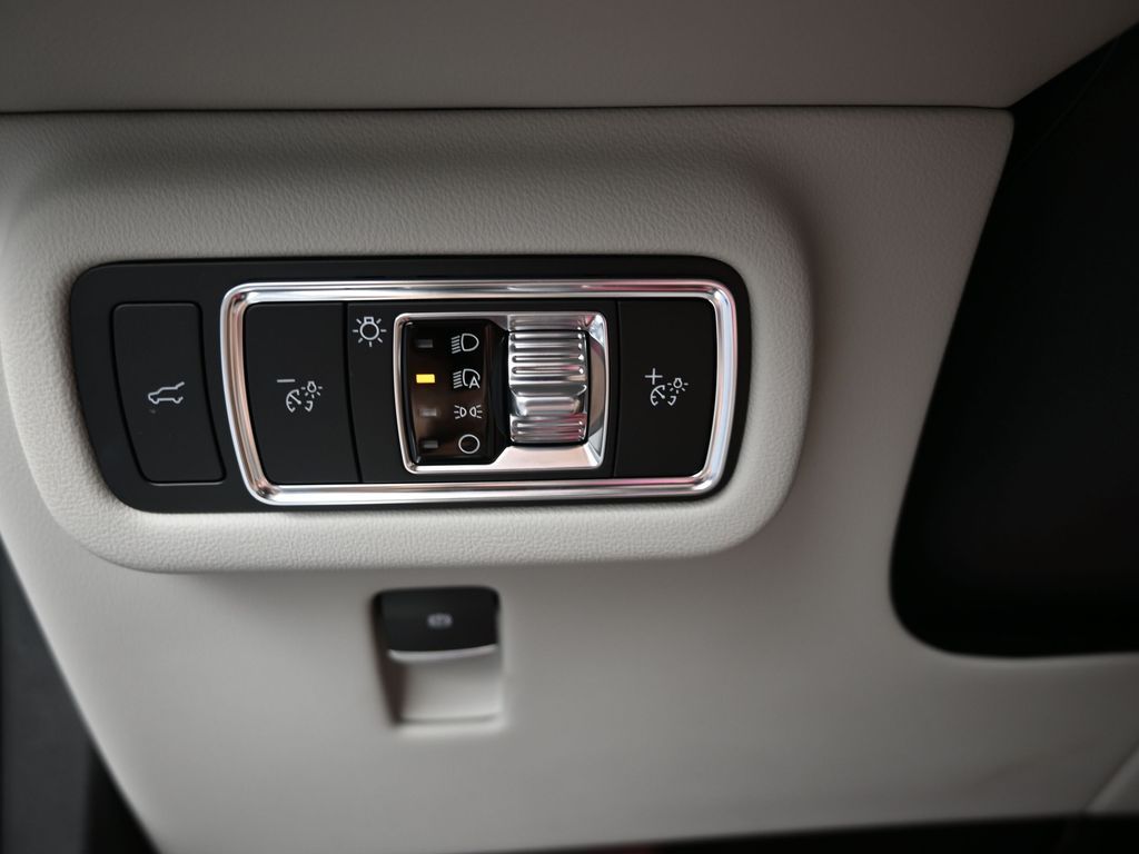 2026 Lincoln Nautilus Premiere - Photo 18