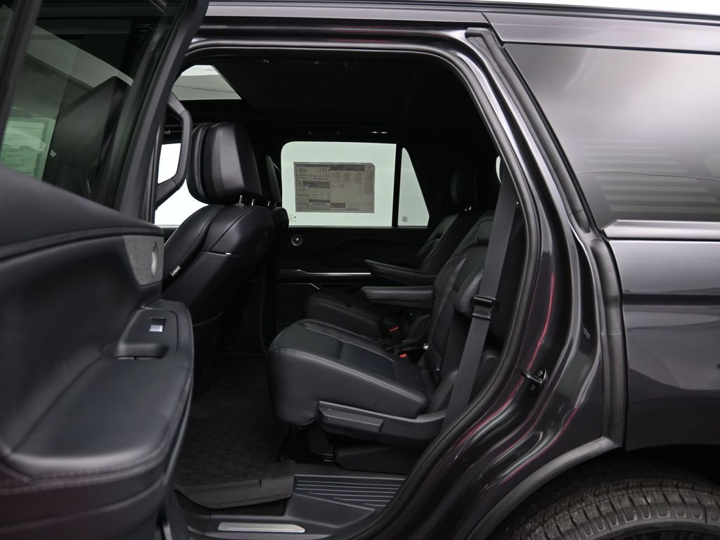 2026 Lincoln Navigator Reserve - Photo 23
