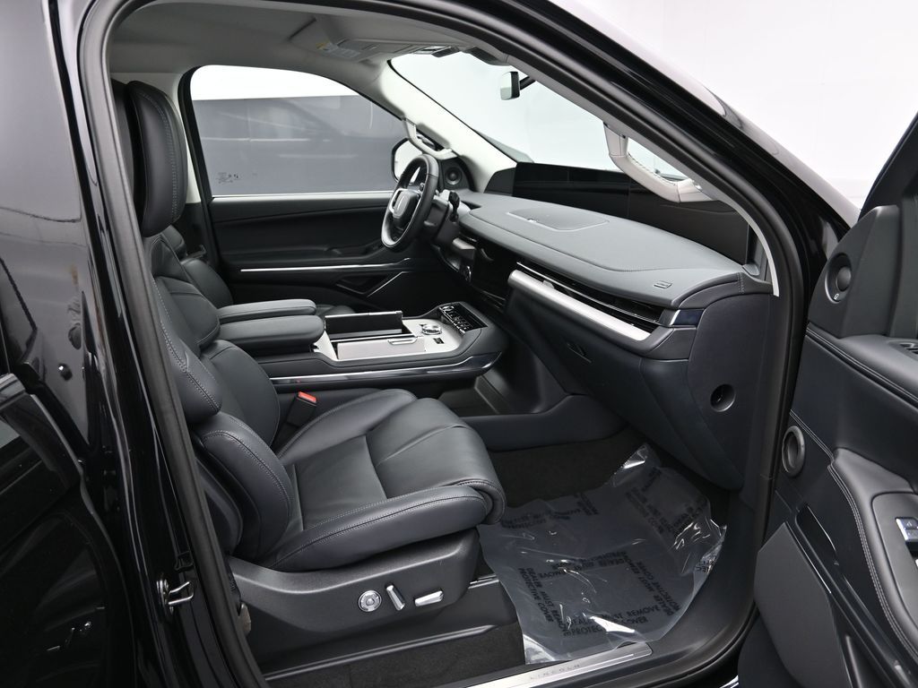 2026 Lincoln Navigator Premiere L - Photo 28
