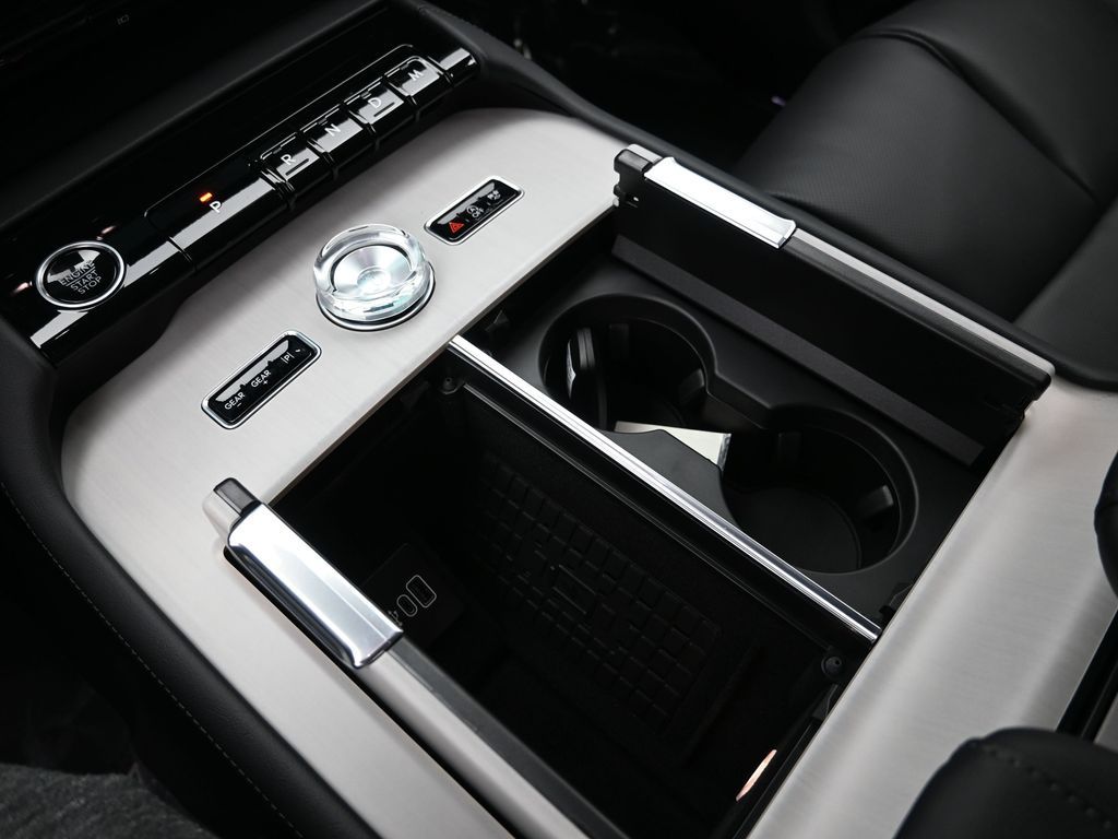 2026 Lincoln Navigator Premiere L - Photo 18