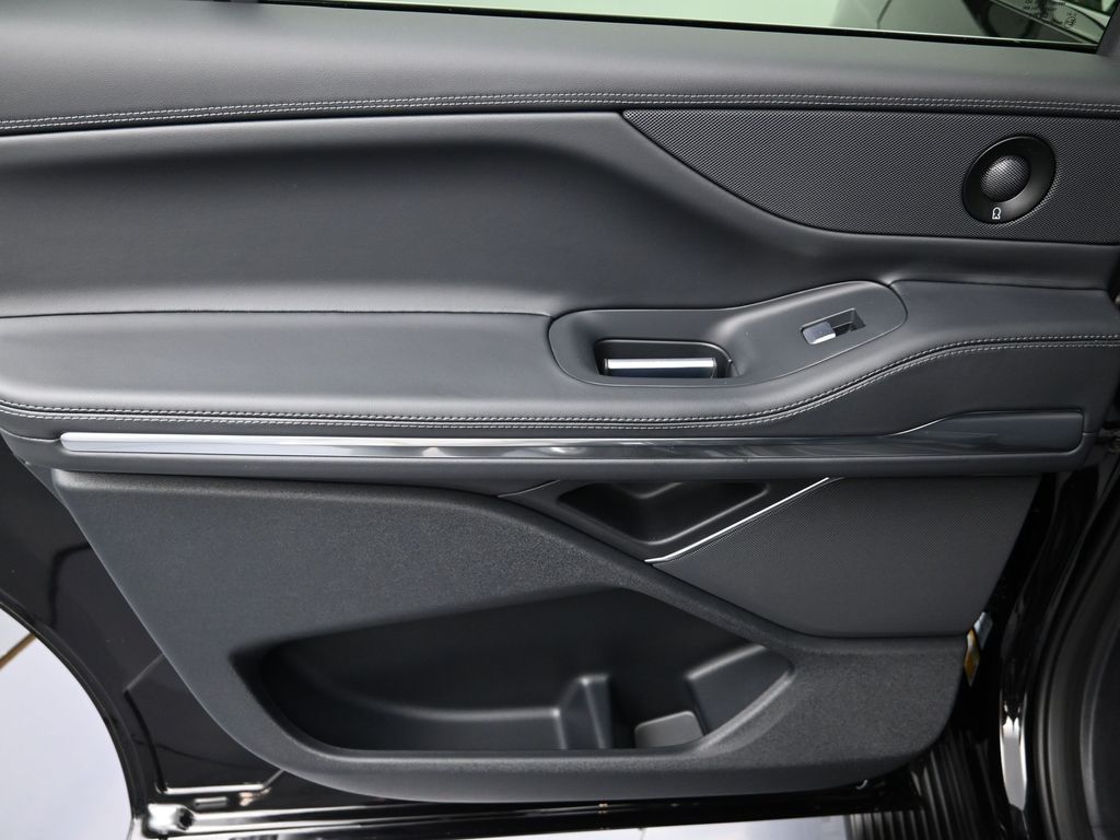2026 Lincoln Navigator Premiere L - Photo 20