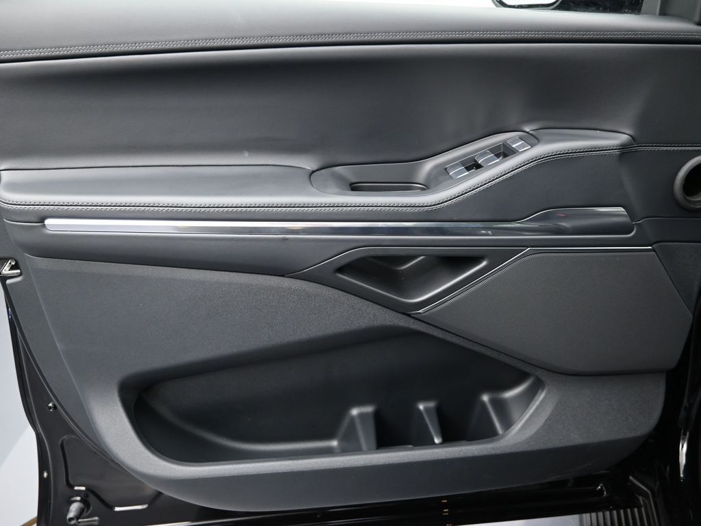 2026 Lincoln Navigator Premiere L - Photo 9