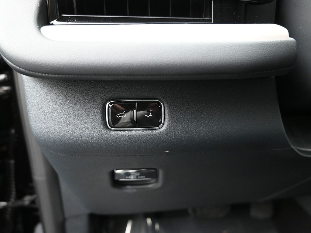 2026 Lincoln Navigator Premiere L - Photo 14