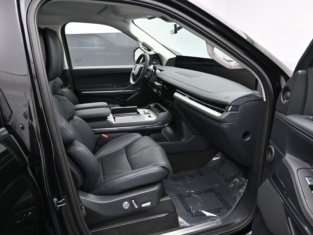 2026 Lincoln Navigator Premiere L - Photo 30