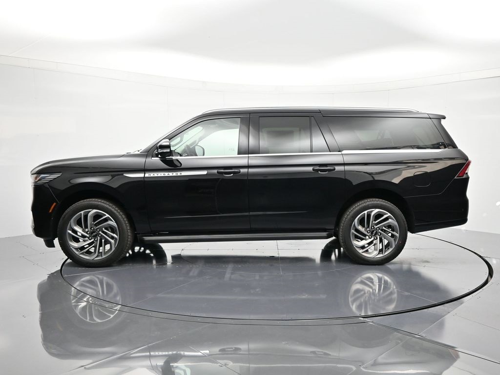 2026 Lincoln Navigator Premiere L - Photo 9