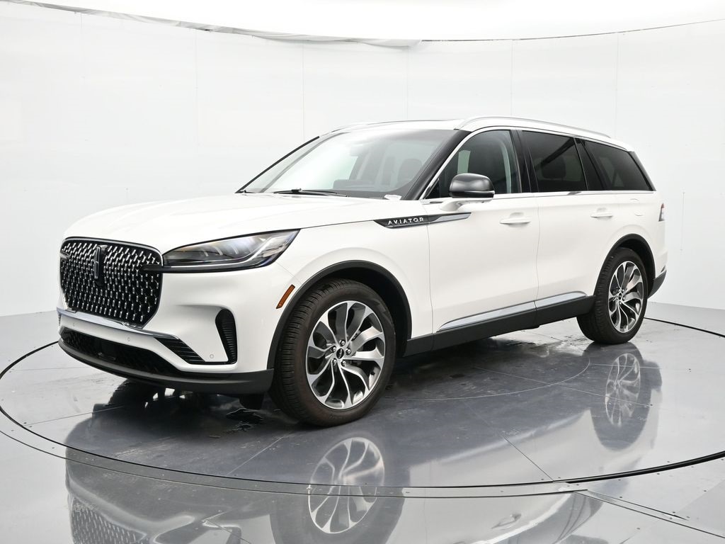 2025 Lincoln Aviator Premiere's photo