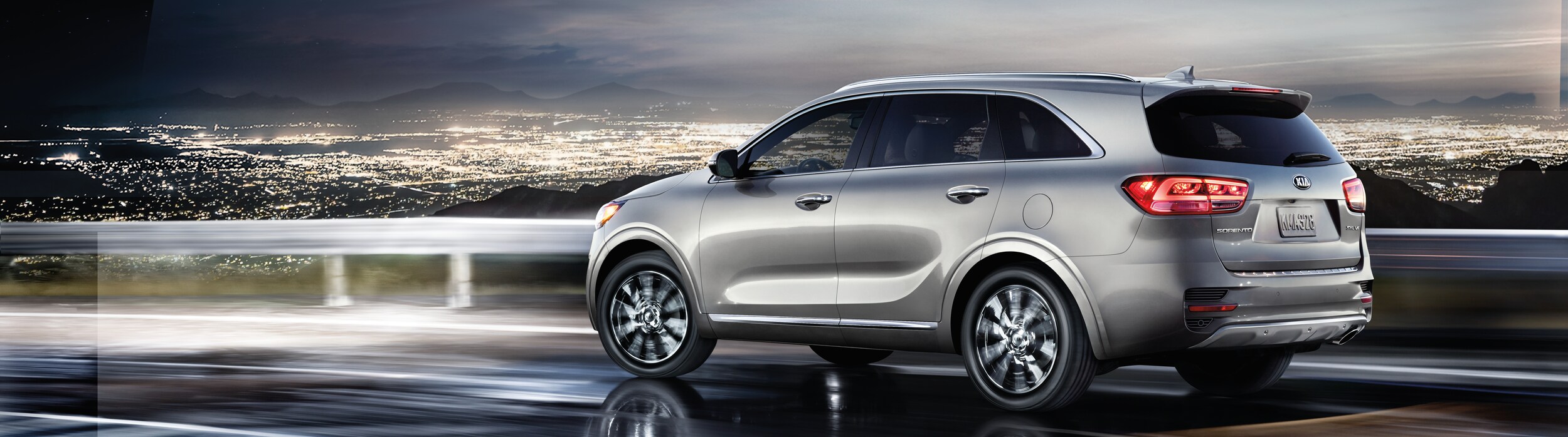 Kia Sorento: Blind spot detection system (BSD) (If equipped) Kia Sorento: Blind spot detection system (BSD) (If equipped)