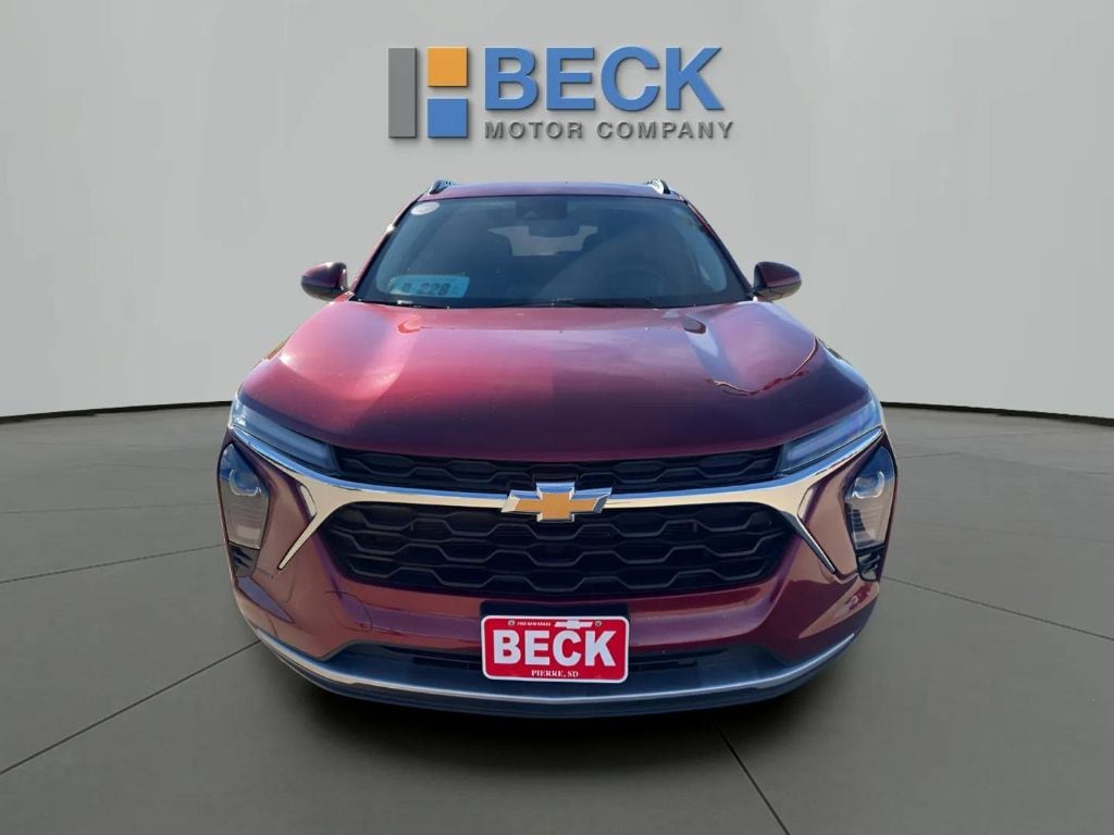 Used 2024 Chevrolet Trax LT SUV