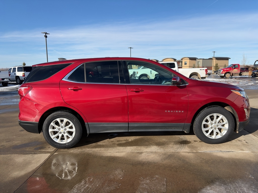 2018 Chevrolet Equinox LT's photo