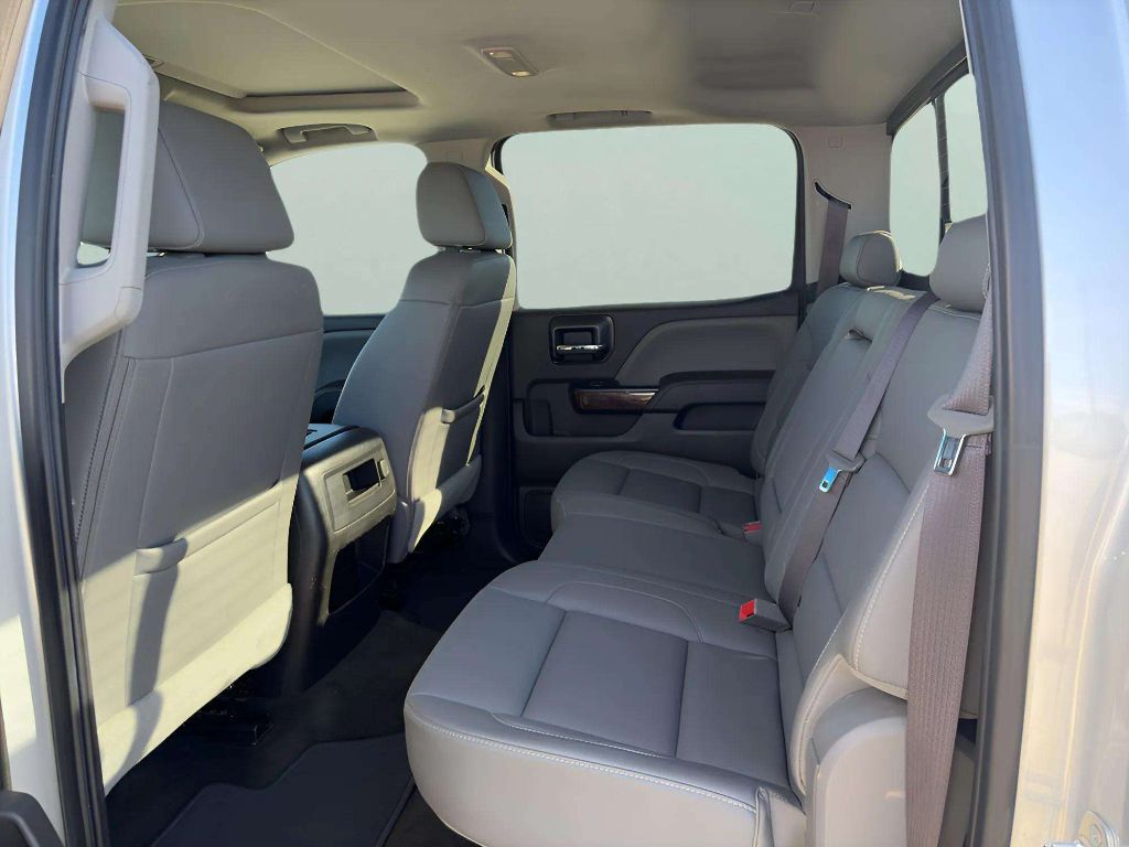2017 GMC Sierra 1500 SLT - Photo 19