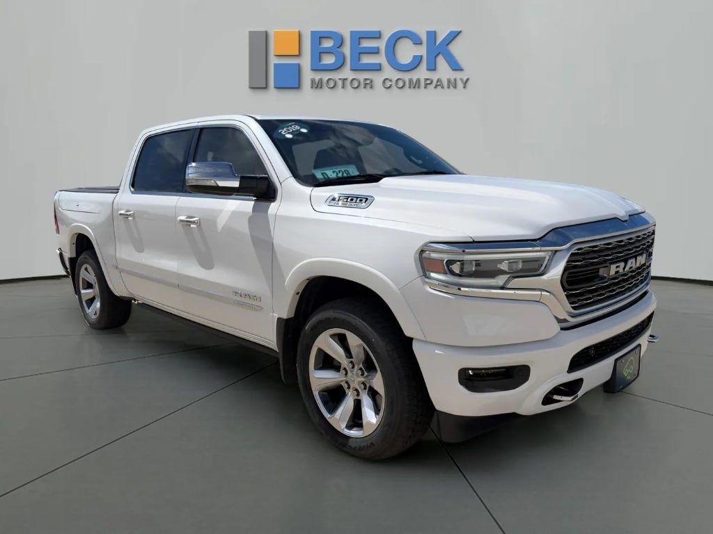 2019 RAM 1500 Limited 4x4 Crew Cab 5'7's photo