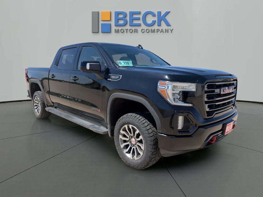 2019 GMC Sierra 4WD Crew Cab Short Box AT4's photo